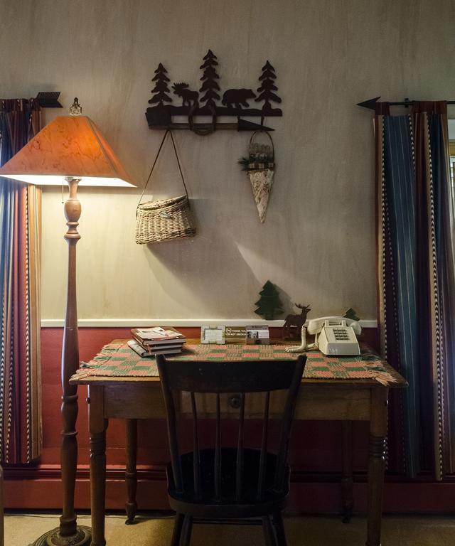 Munro House Bed And Breakfast Jonesville Стая снимка